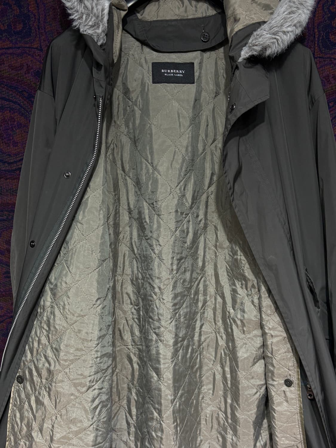 버버리 블랙라벨 모즈코트 개파카 상품이미지5