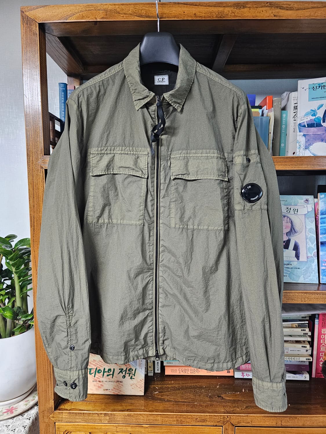 정말 멋있는.씨피컴퍼니 CP컴퍼니 나일론 자켓 팔아요 100 라지 L 상품이미지1