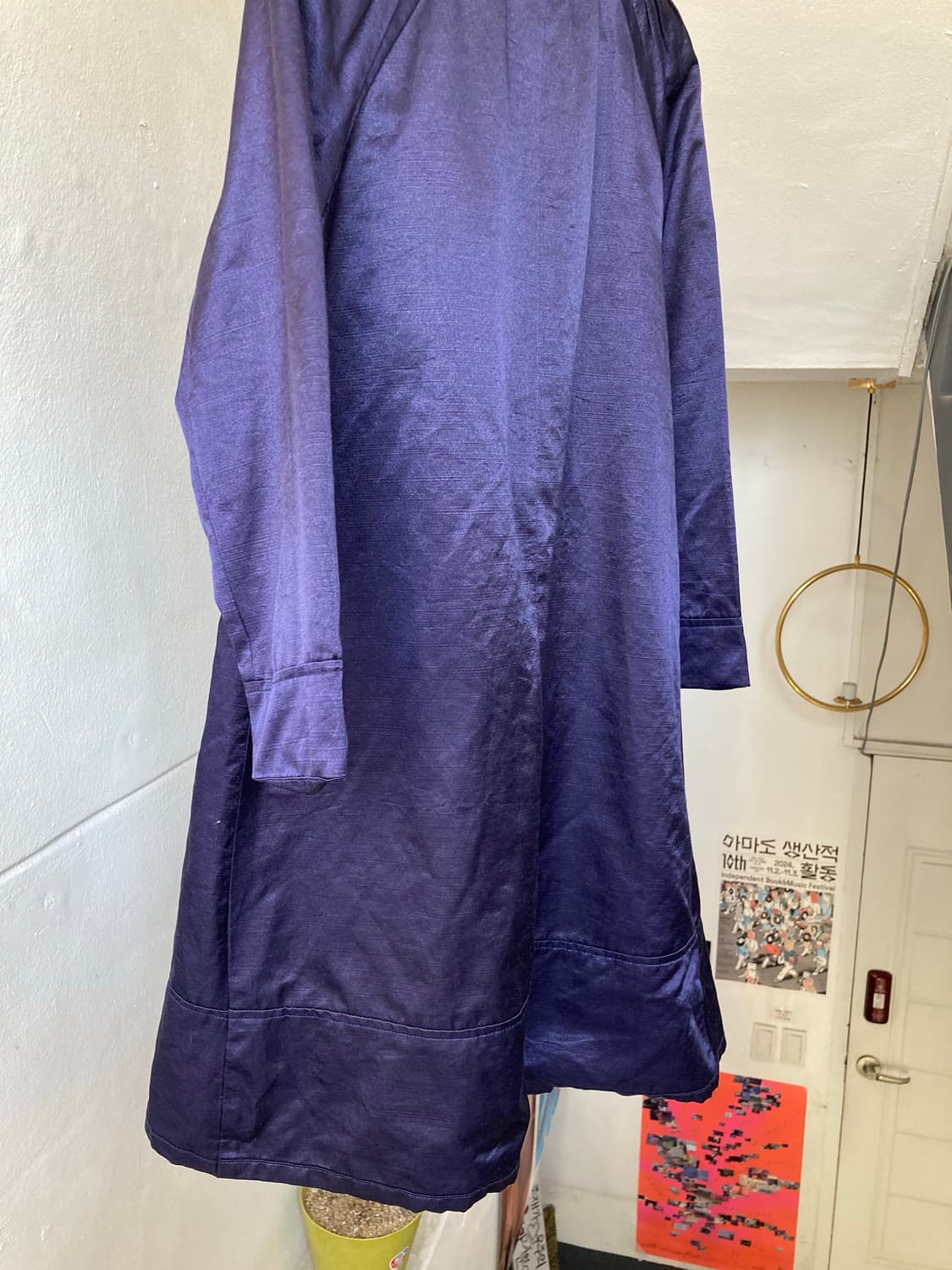 새틴•러플 바이올렛 트렌치 롱코트 상품이미지7