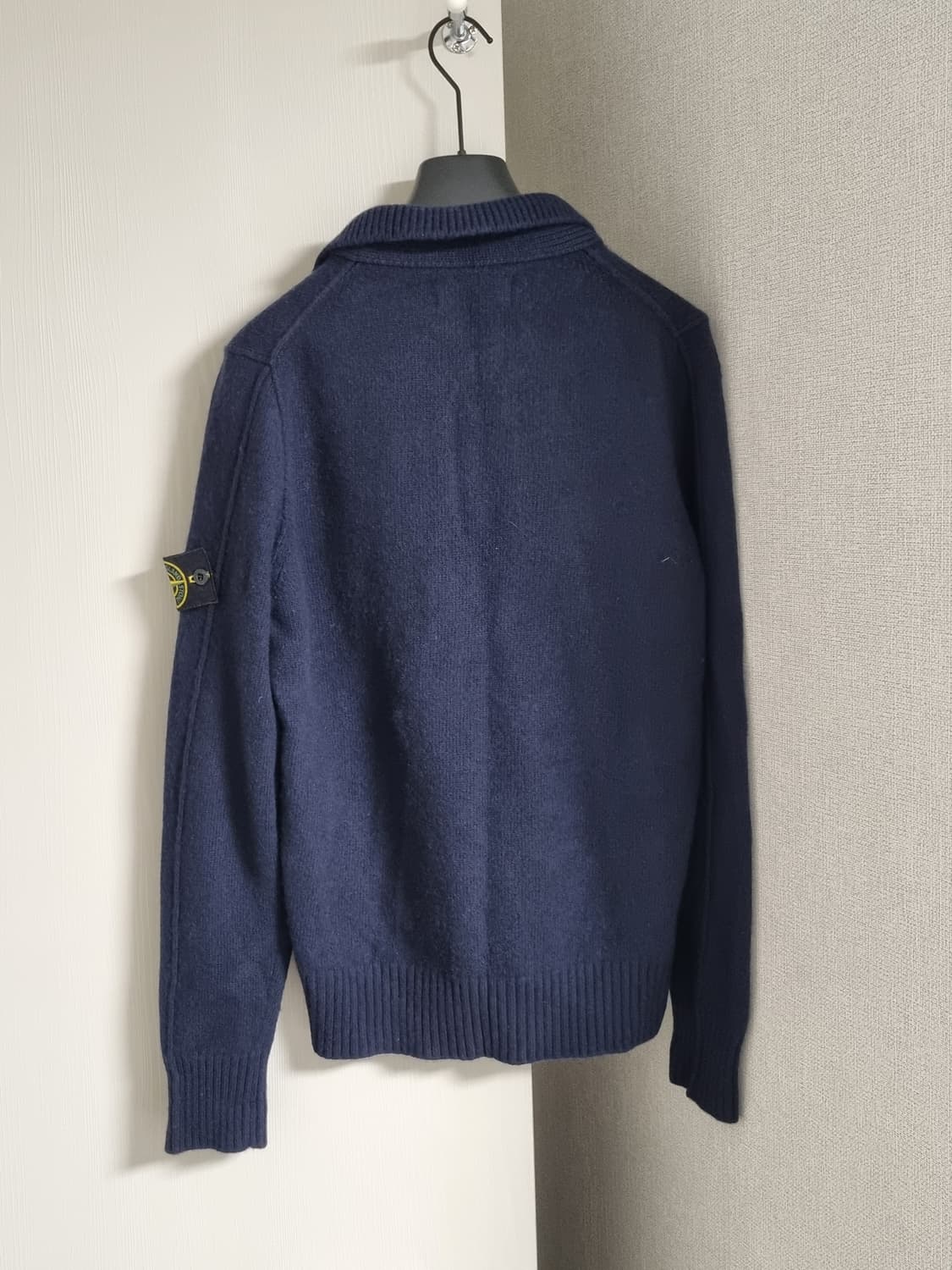 스톤아일랜드 니트 반집업 상품이미지2