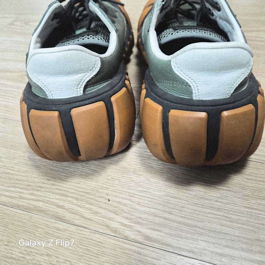 오니츠카타이거 덴티그레 상품이미지2