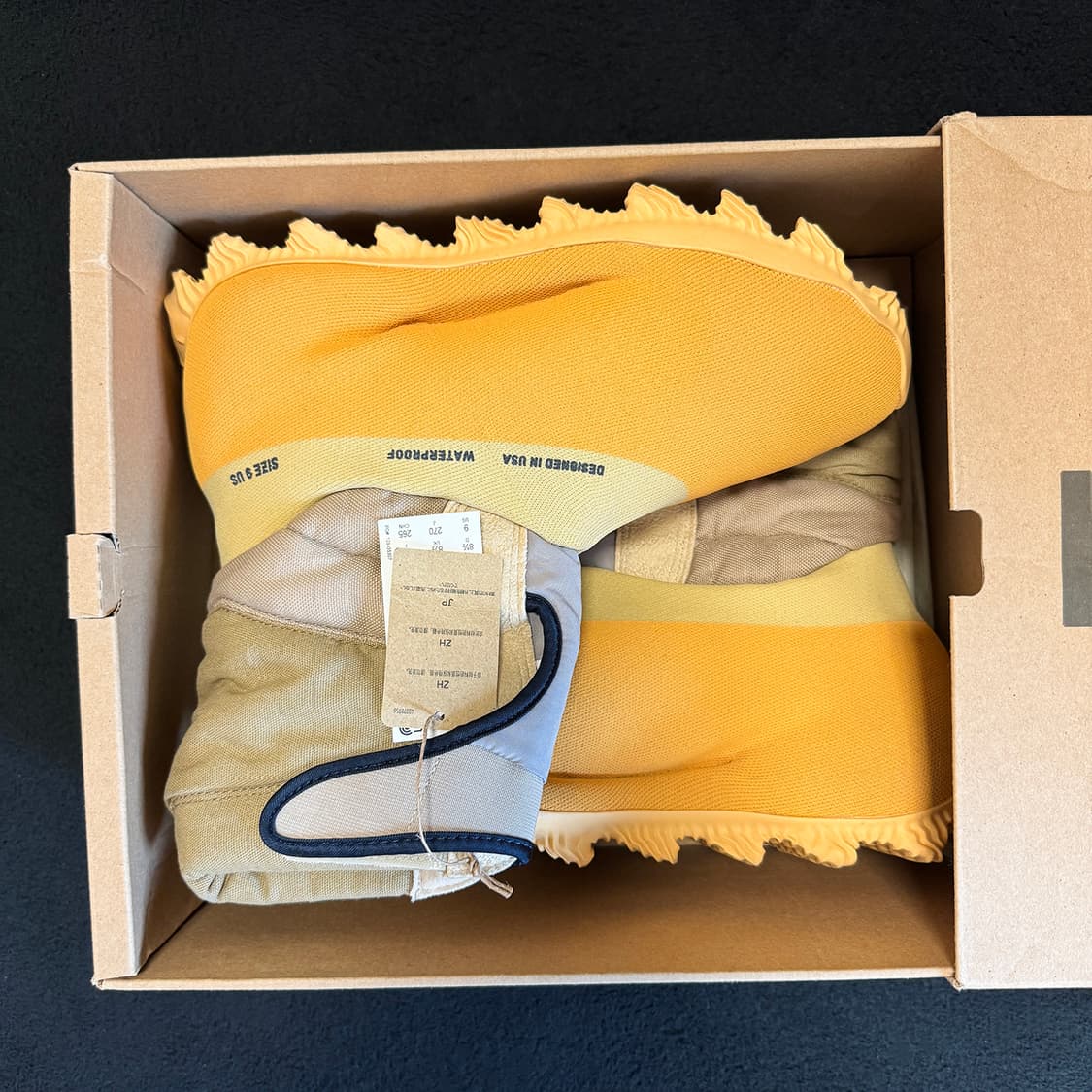 [270] 아디다스 이지 니트 러너 부츠 설퍼 / GY1824 상품이미지9