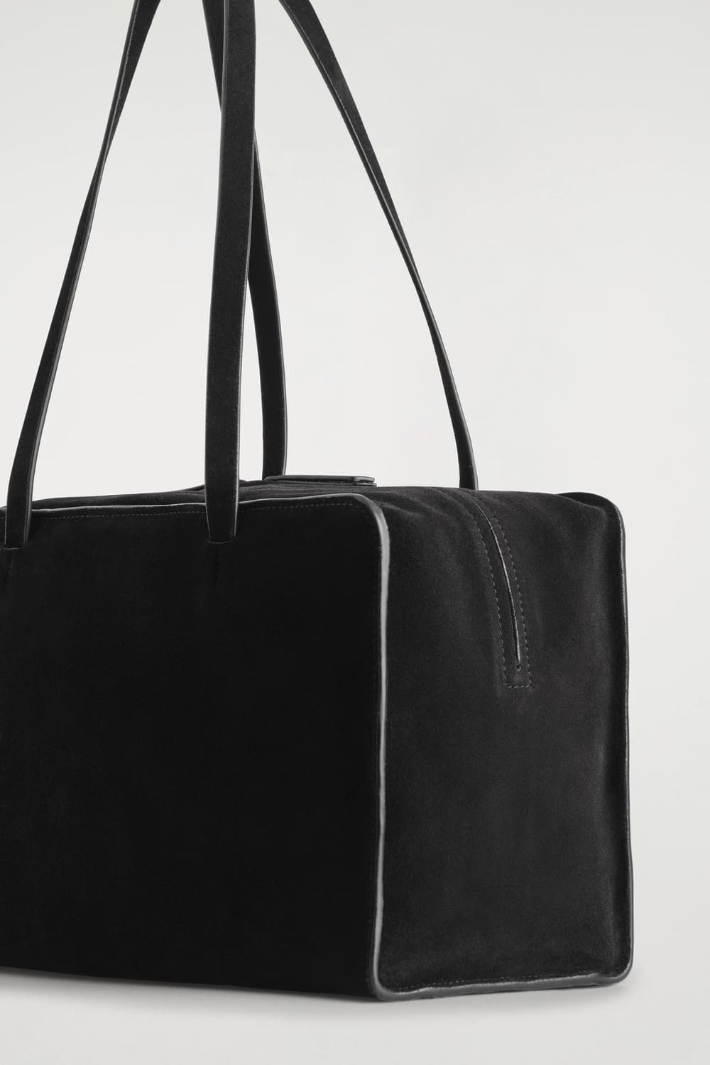 [OS] COS 마레 볼링 백 블랙 상품이미지3