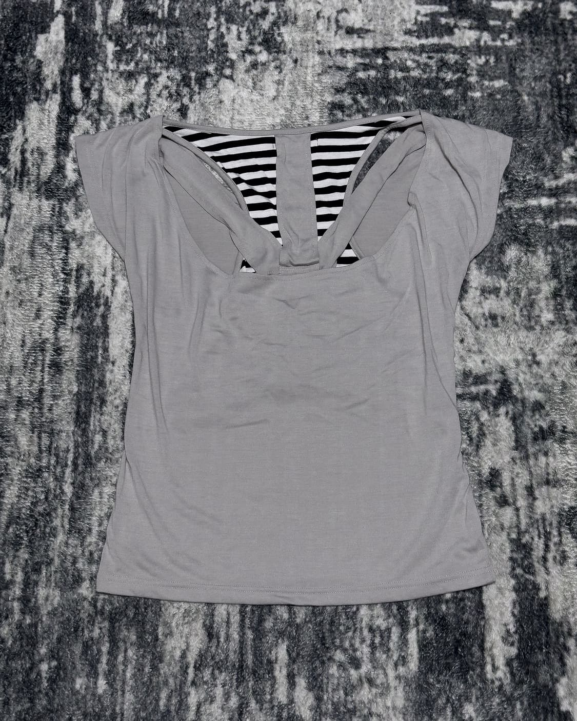 {Chu XXX} Back Stripe Layered Top 상품이미지4