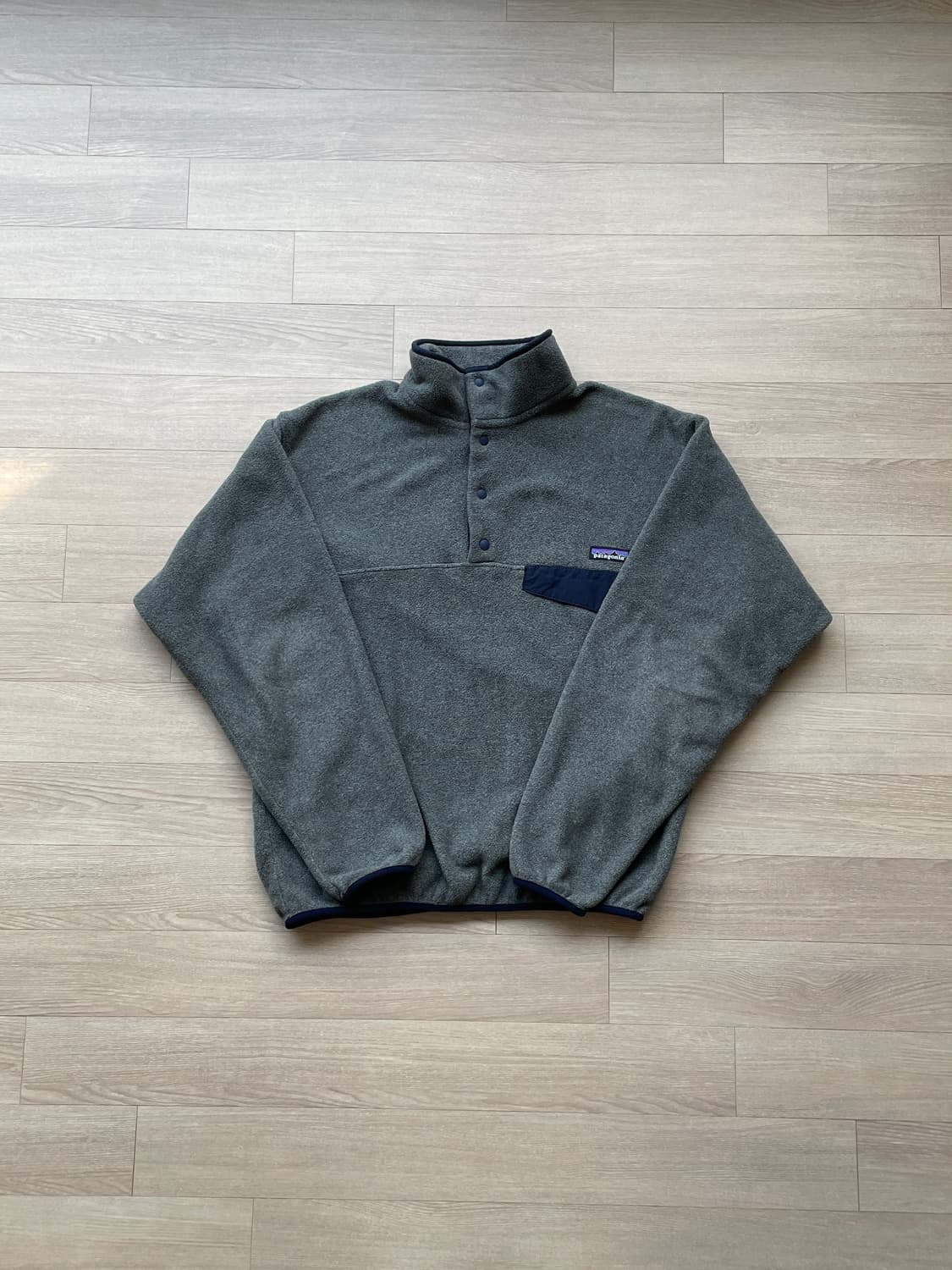 파타고니아 신칠라 니켈 네이비 그레이 플리스 patagonia 상품이미지1