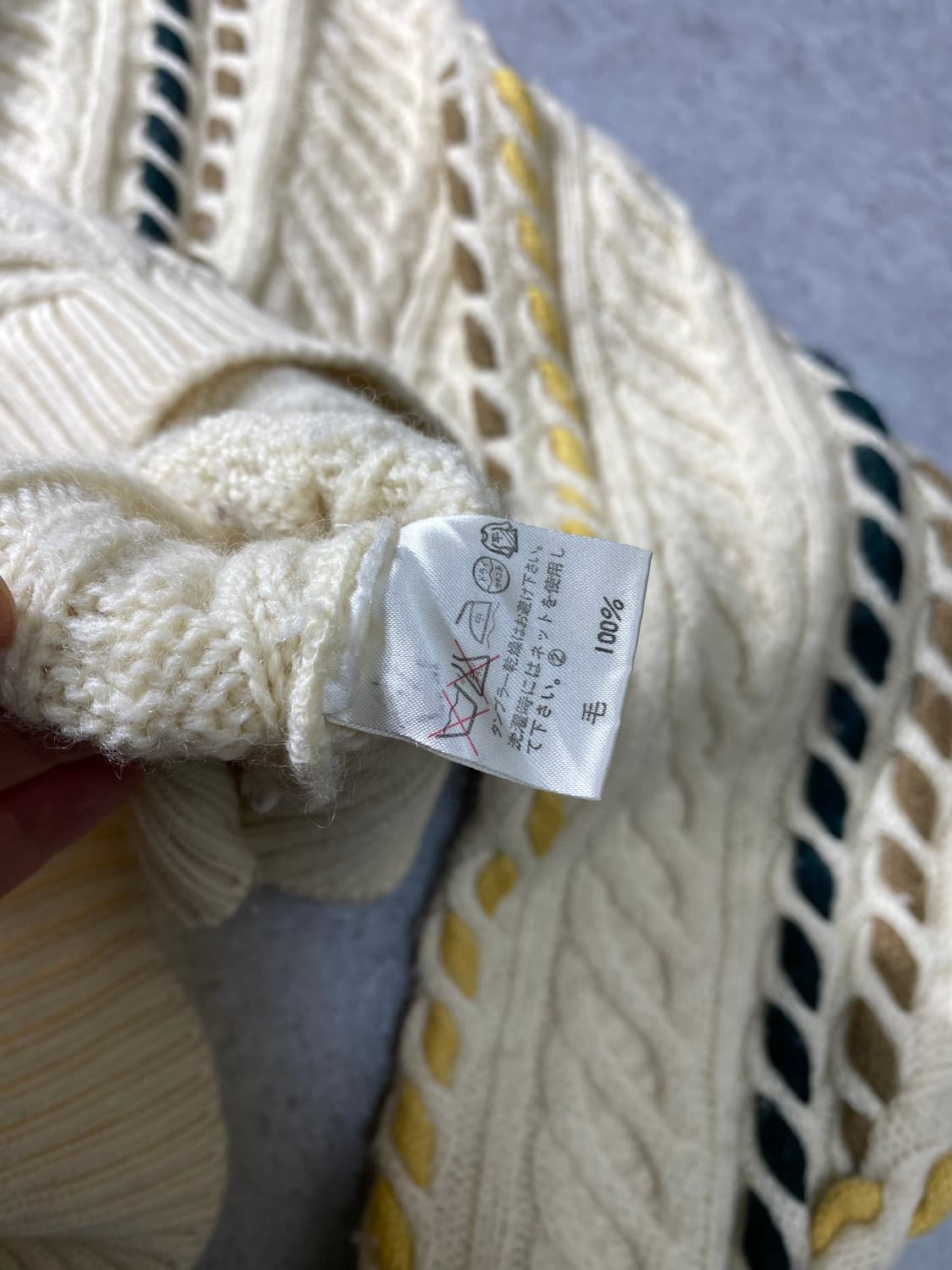 [L] Louie Feraud Paris 에스닉 울 스웨터 상품이미지7