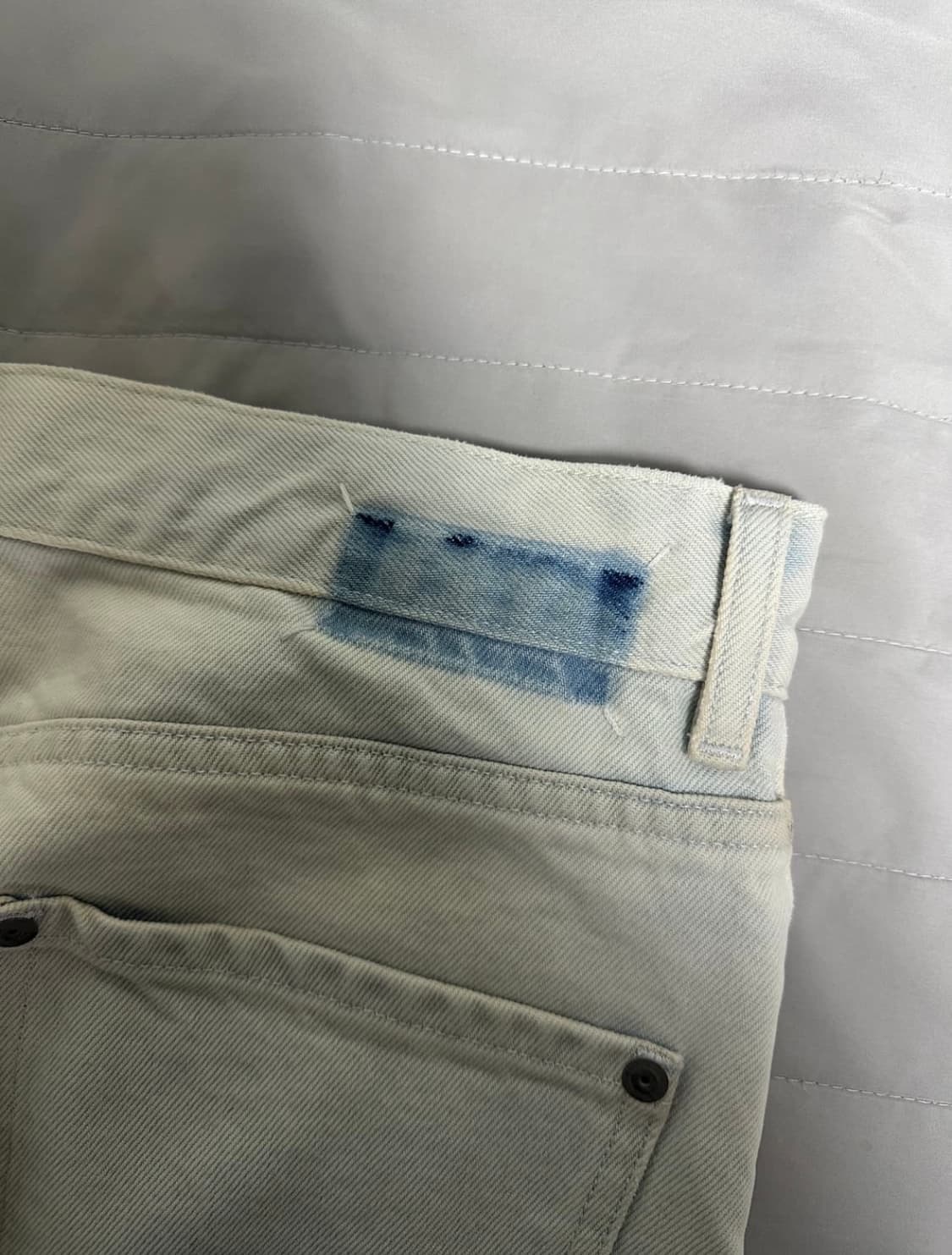 Masion Margiela Distressed Denim Pants 상품이미지4