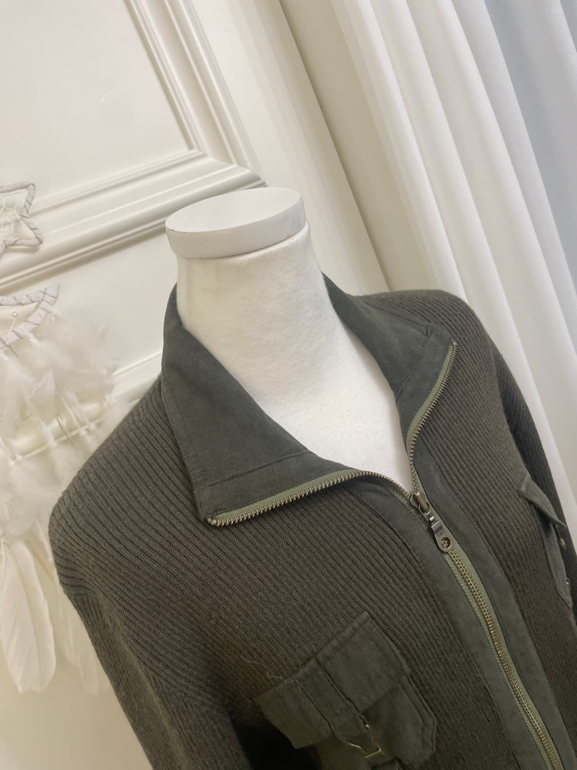 khaki suade pocket point 2way zip-up 상품이미지7