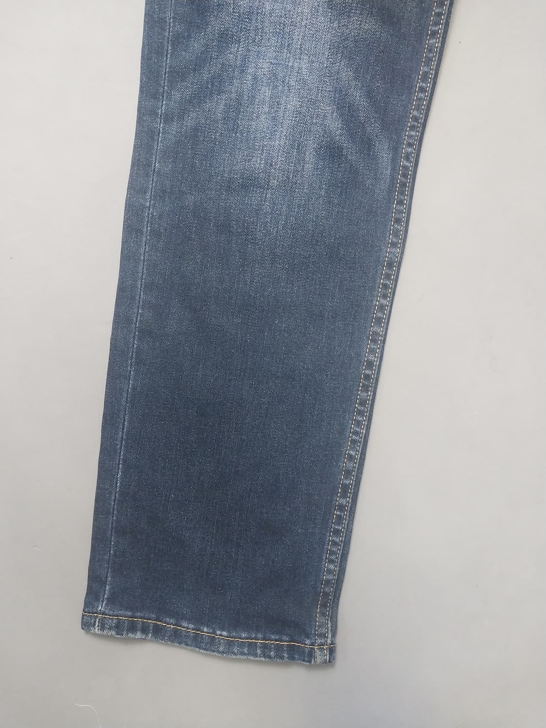 [32] 리바이스 511 진청 워싱 슬림진 청바지 상품이미지3