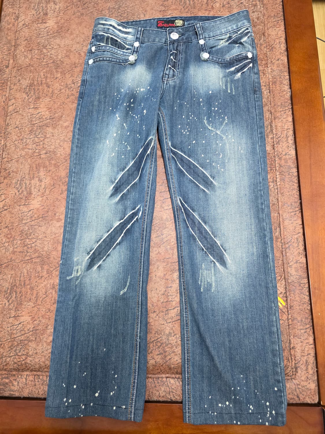 존 갈리아노 헤리티지 가죽 패치 워싱 데님 팬츠 32 상품이미지6