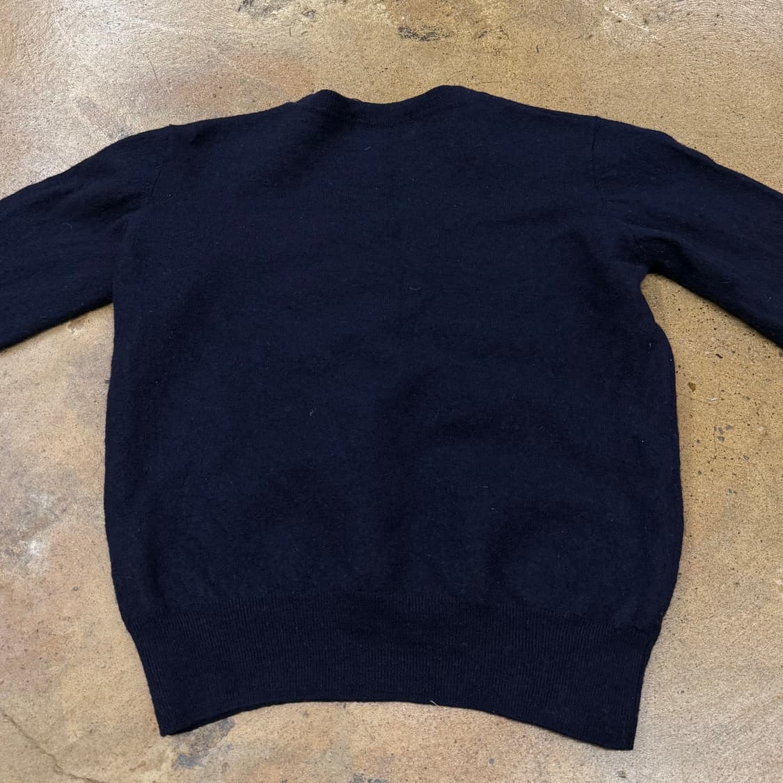 베이프 네이비 스몰로고 니트 상품이미지4