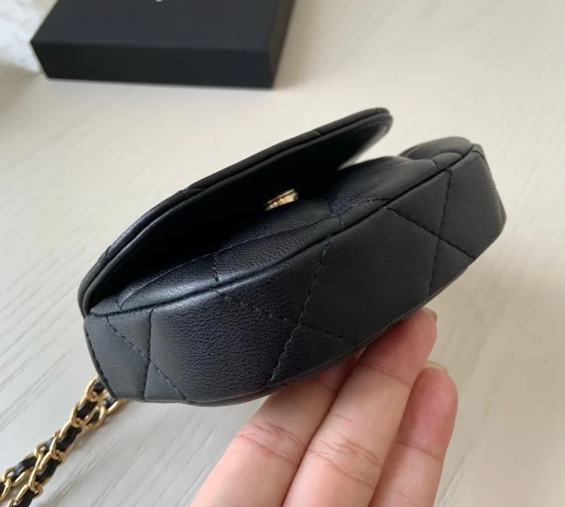 샤넬 뷰티 진주 핸들 미니 크로스백 상품이미지4