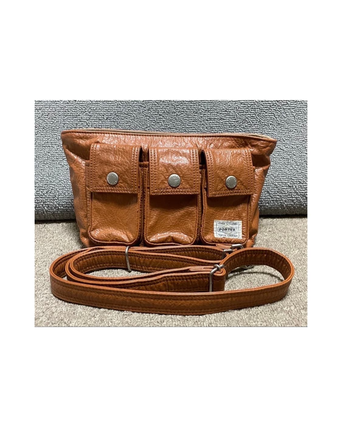 포터 슬랩샷 레더 멀티 포켓 숄더백 상품이미지1