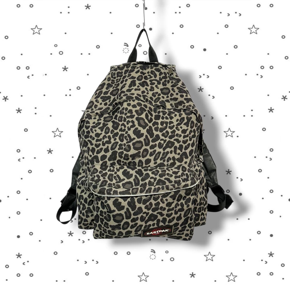 Eastpak 이스트팩 레오파드 호피 백팩 상품이미지1