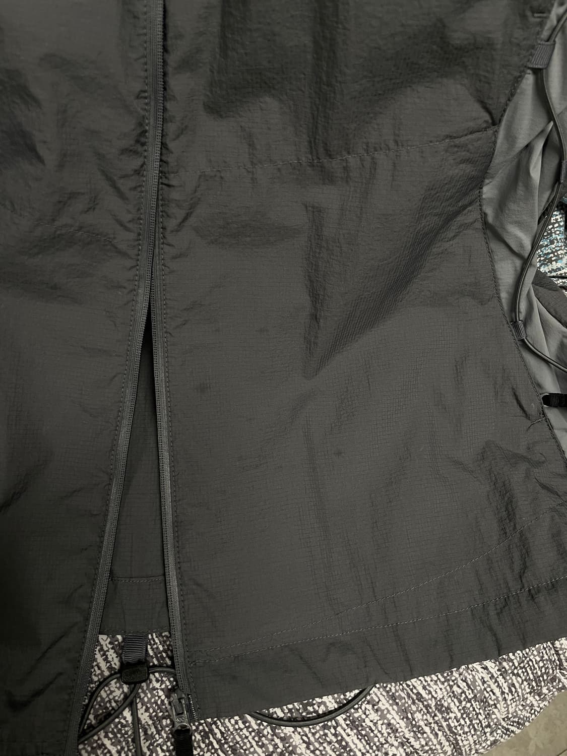 산산기어 백팩 자켓 그레이 24ss 2사이즈 상품이미지8