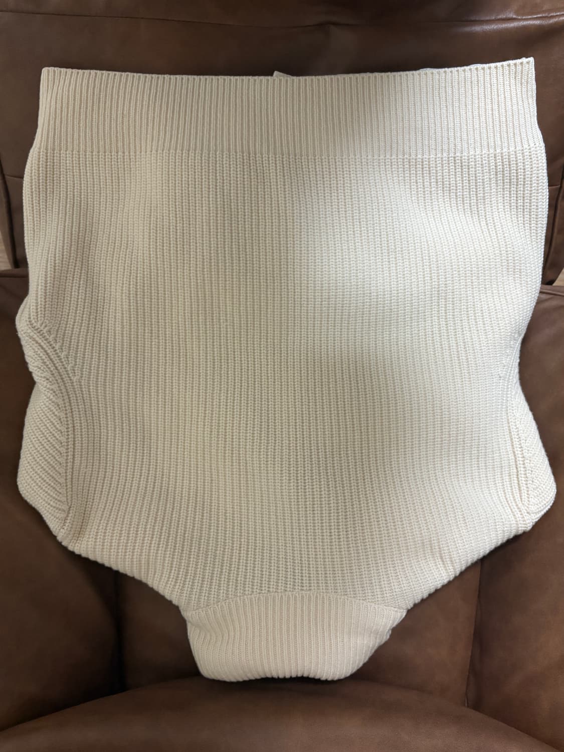 몽클레어 니트패딩 m 매장구입 23f/w 상품이미지4