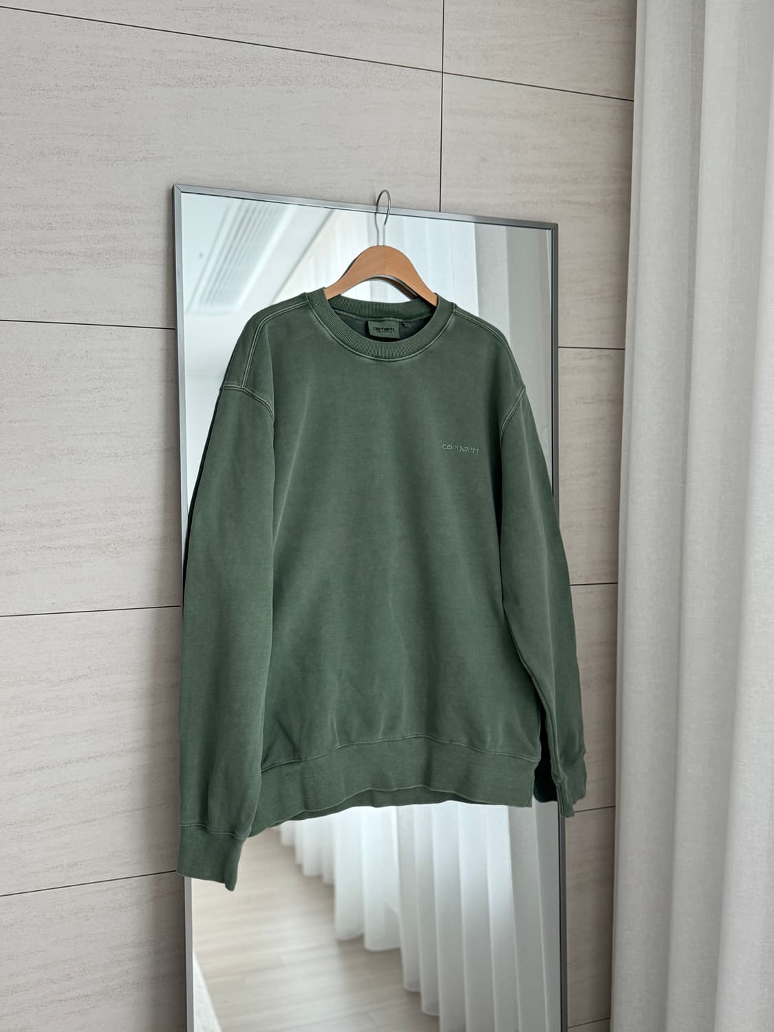 🖤 칼하트 워싱 크루넥 맨투맨 스웻셔츠 상품이미지1