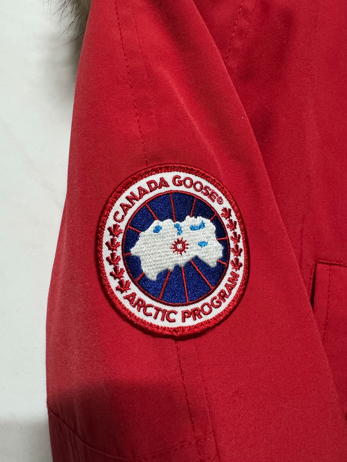 2XS 캐나다구스 칠리왁 봄버 패딩 상품이미지7