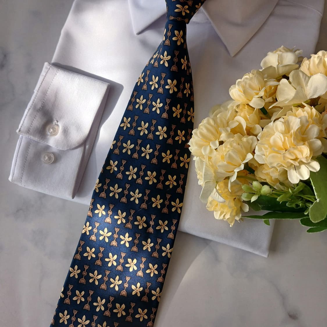 아쿠아스큐텀 실크 네이비 플라워 패턴 넥타이 10cm A등급 A19365 상품이미지7