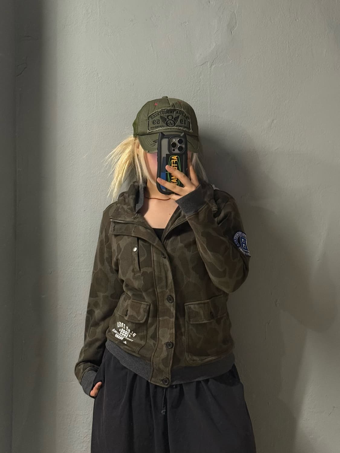camo pattern high-neck hood zip-up 상품이미지1