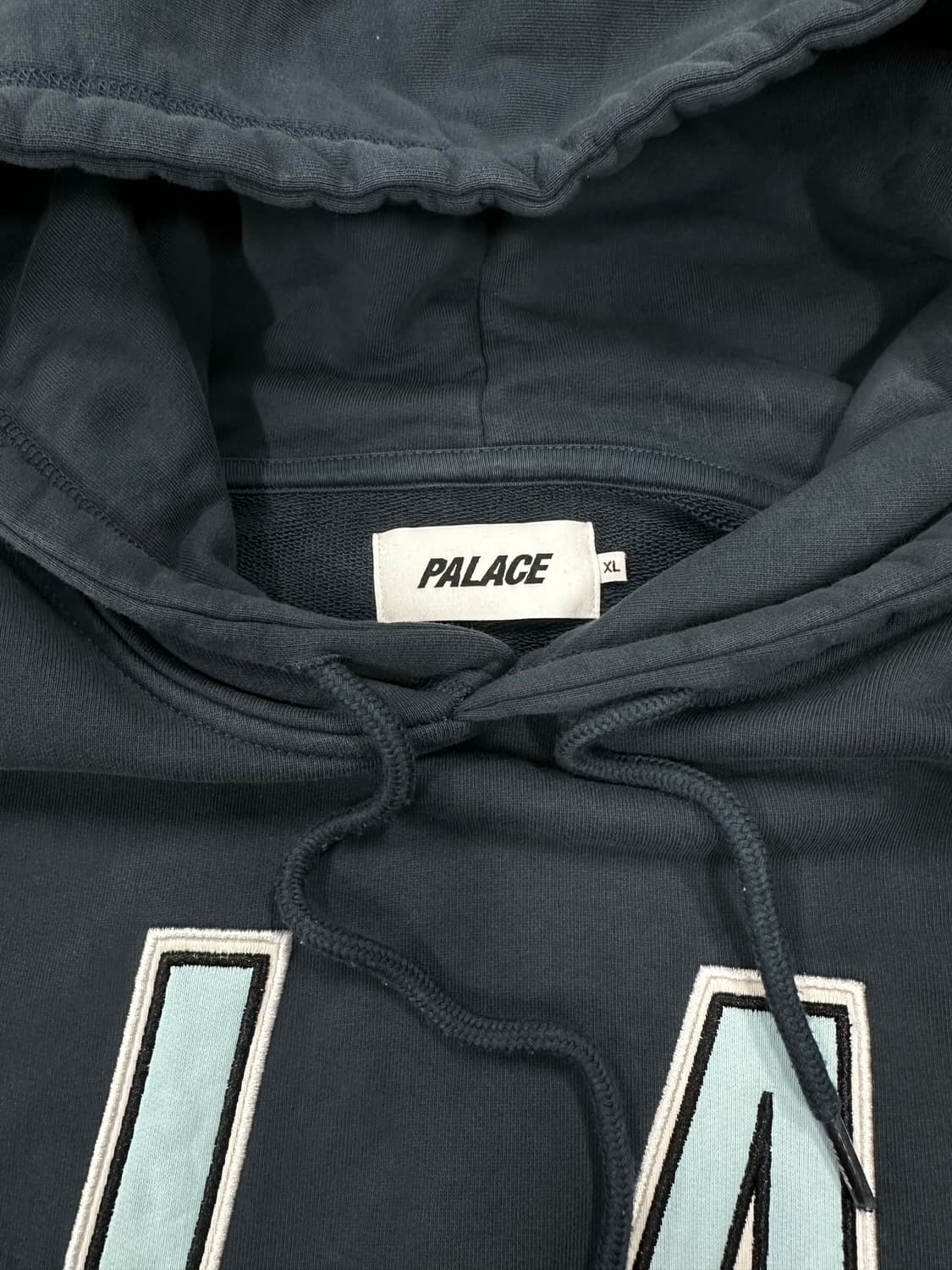 팔라스 아크 로고 후드티 상품이미지3