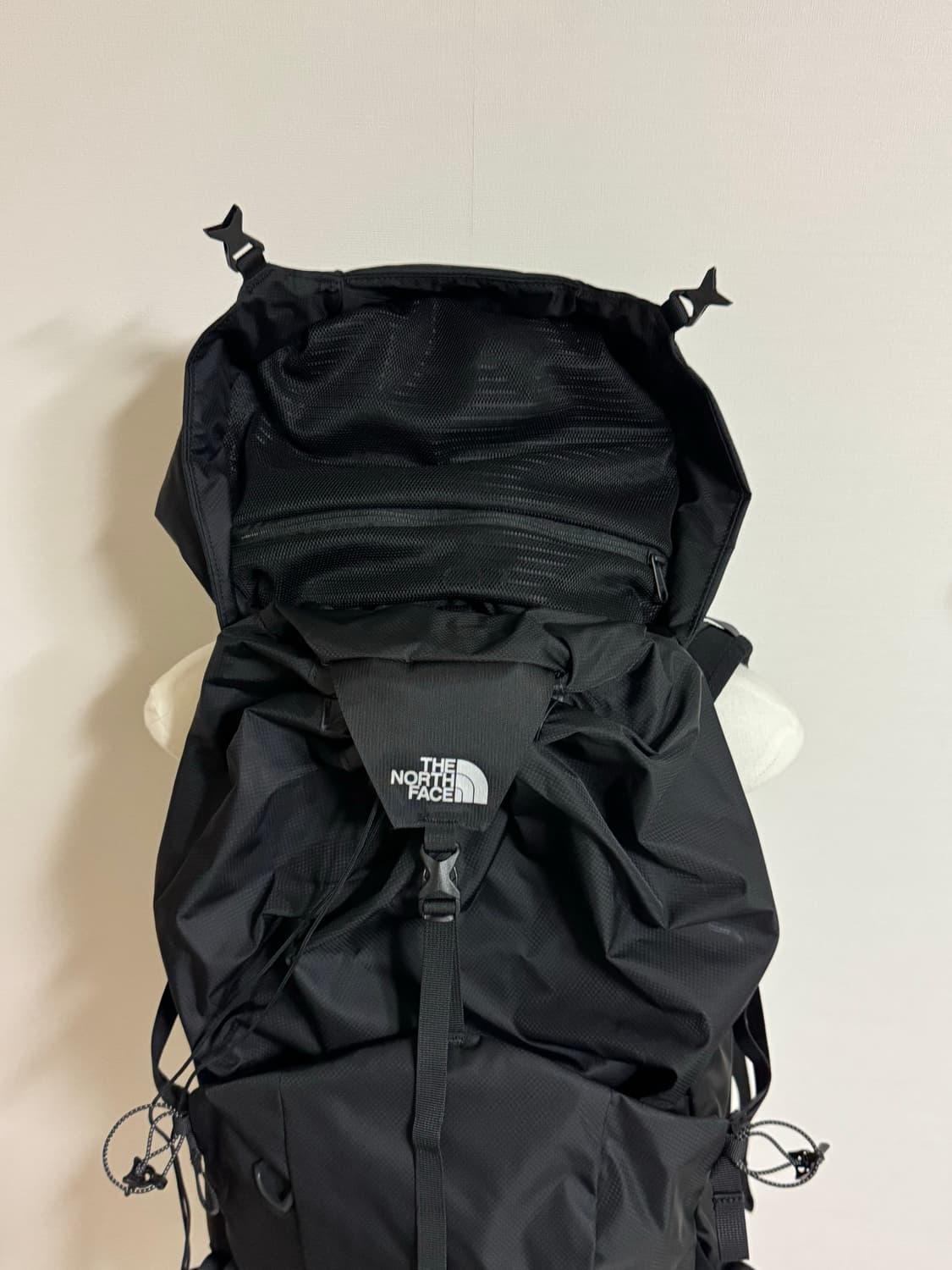 더노스페이스 우라노스 45 블랙 케이엠 사이즈 아웃도어잭 45L 상품이미지5