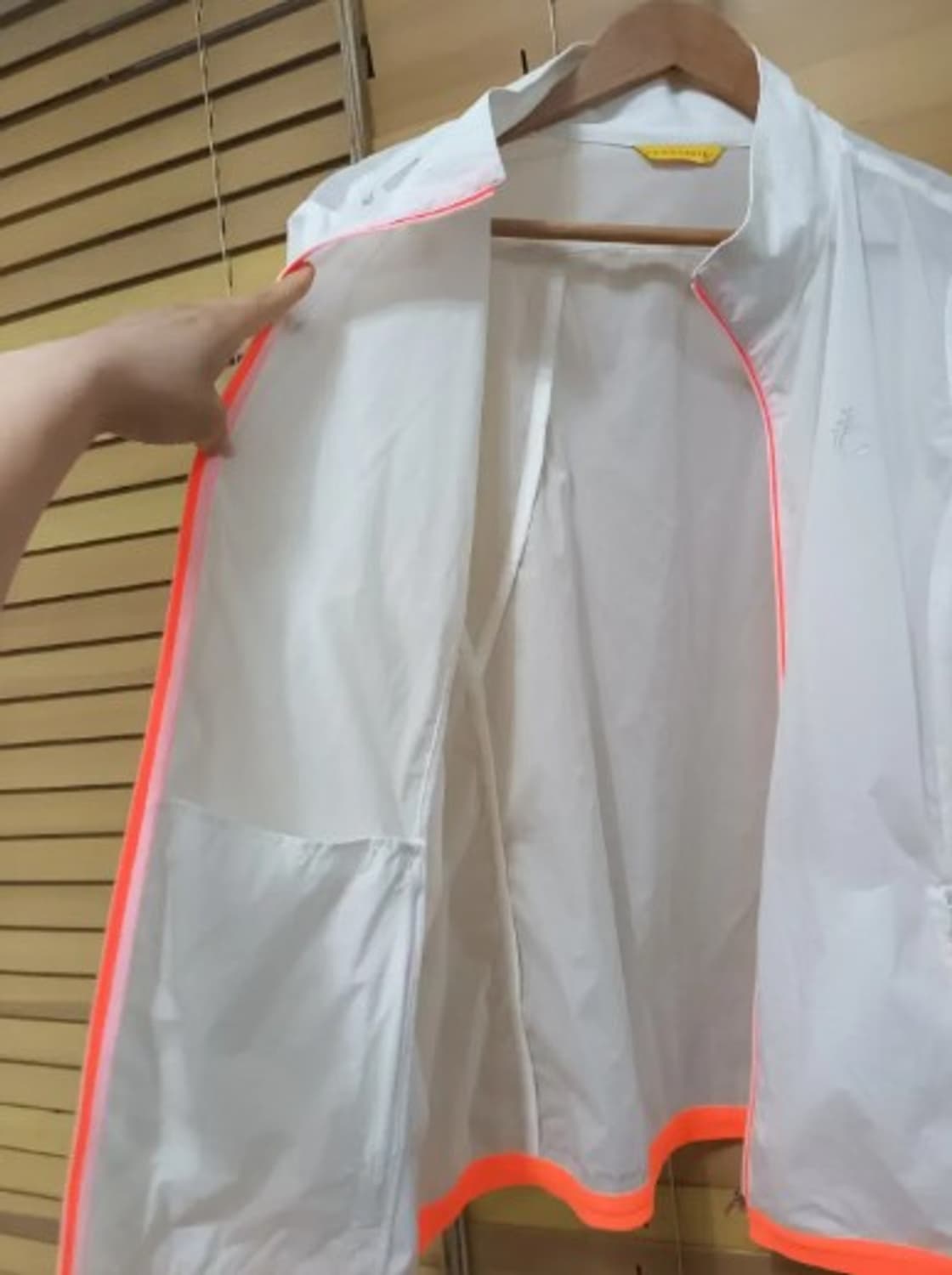 루이까스텔 남녀공용 시스루바람막이 105사이즈 상품이미지4