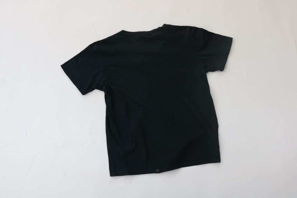 T-GRAPHICS 티그래픽스 블랙 빈티지 고딕 폰트 브이넥 반팔 티셔츠 상품이미지5