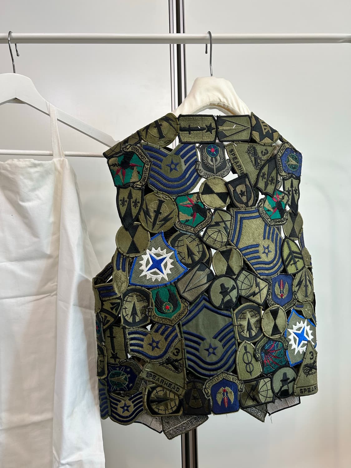 마르지엘라 밀리터리 인시그니아 베스트 상품이미지4