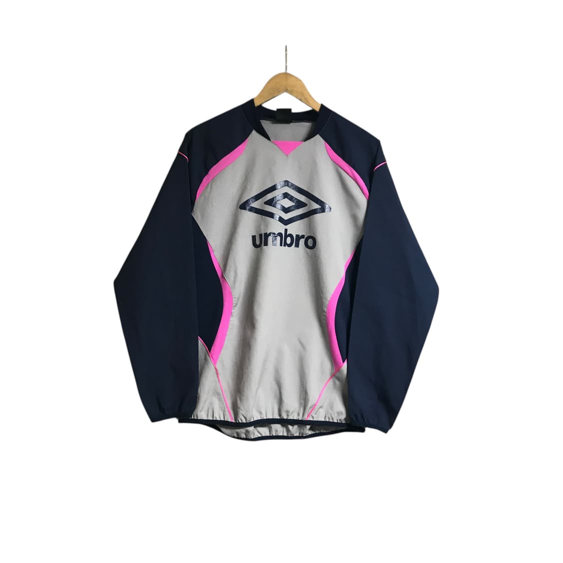 엄브로데상트 웜업 바막 상품이미지2