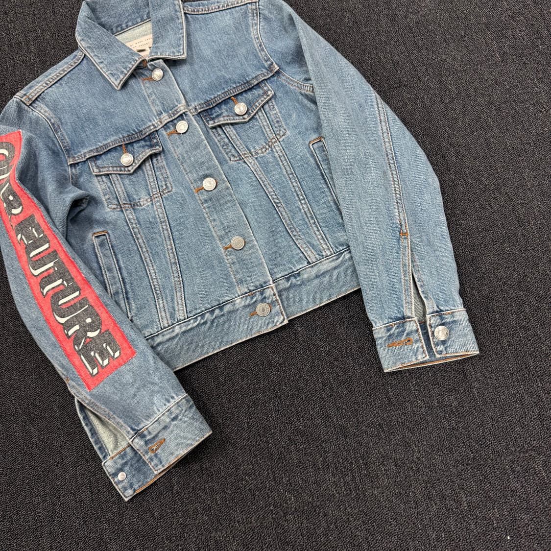 마크 바이 마크제이콥스 아이콘 데님 자켓 상품이미지3