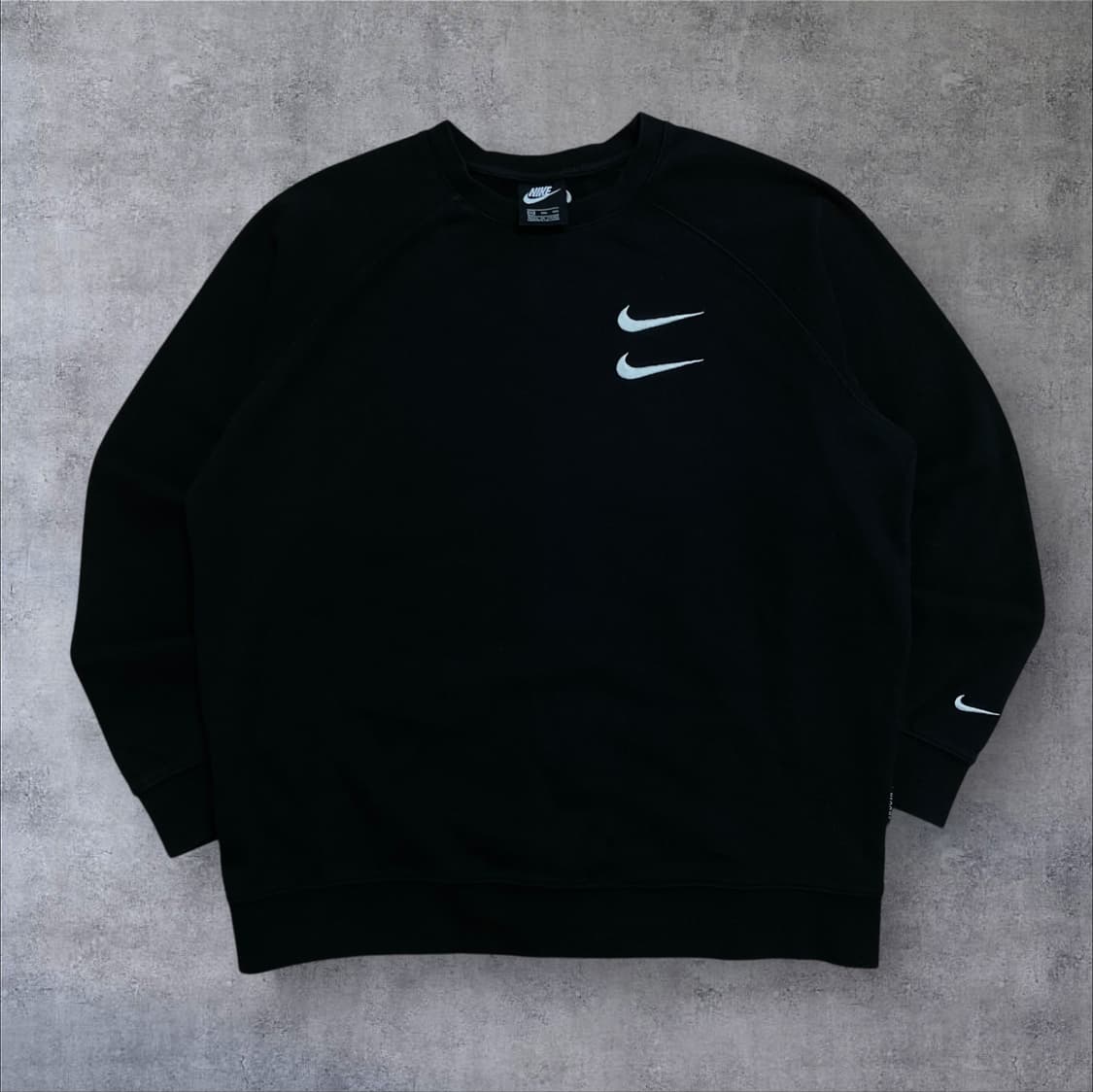 나이키 더블 스우시 빅로고 블랙 맨투맨 상품이미지2