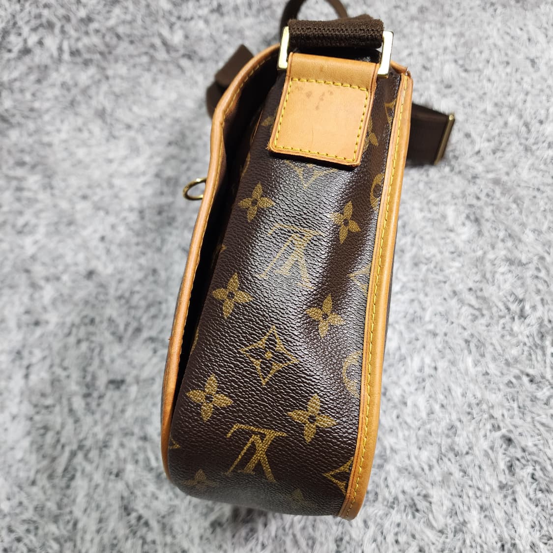 루이비통 모노그램 보스포어 메신저 크로스백 PM 상품이미지3