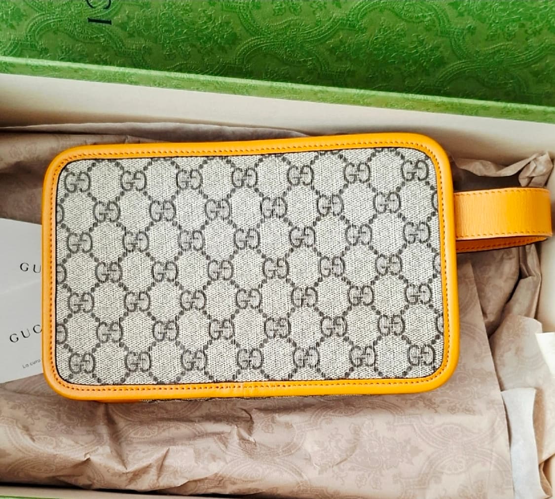 구찌 625764 인터로킹GG슈프림 캔버스 파우치백 상품이미지2