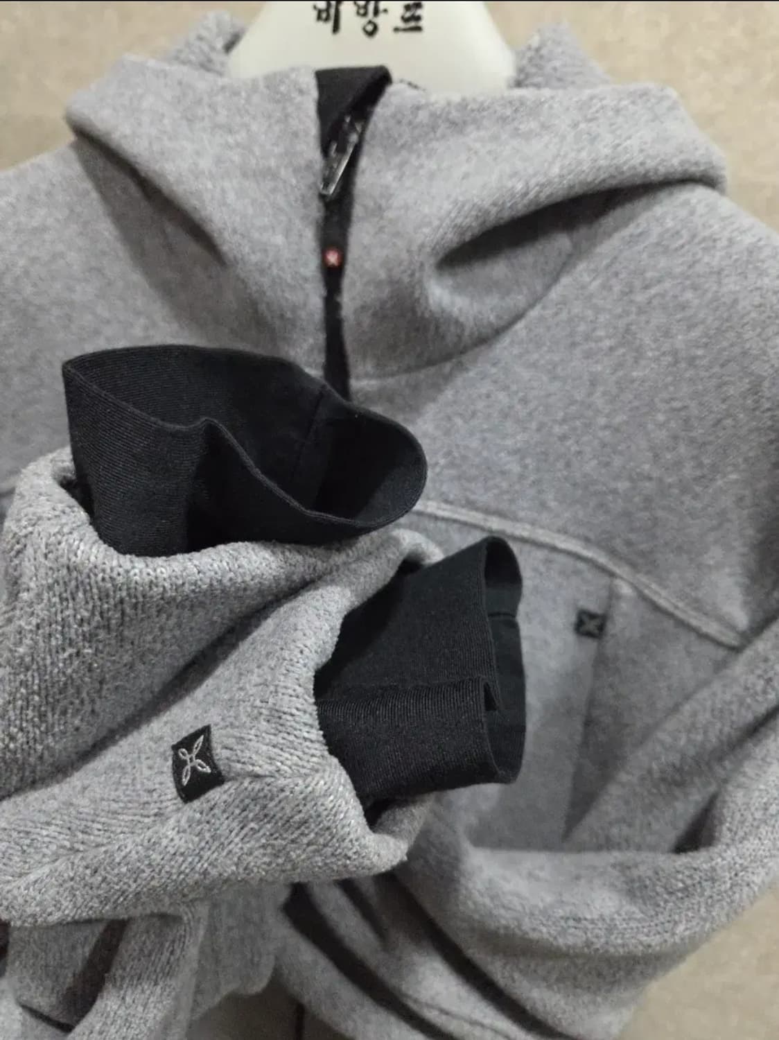 여성 M 몬츄라 후드 집업 상품이미지4