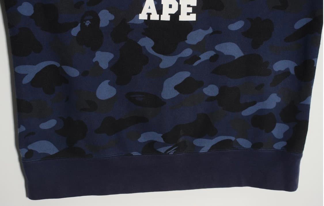 베이프 카모 맨투맨 희귀컬러 상품이미지4