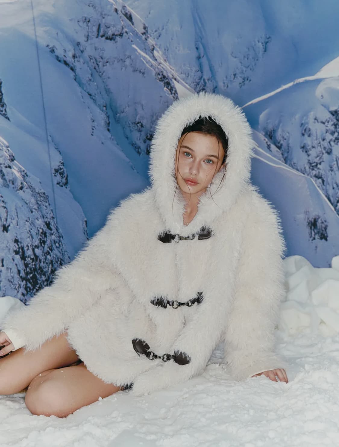 아수라 후디 버클 퍼 코트 상품이미지1