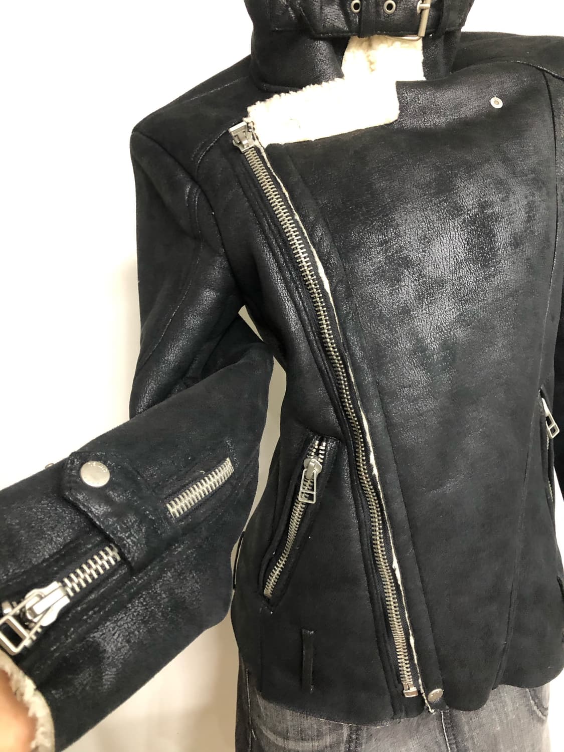 black high neck buckle mustang 상품이미지5