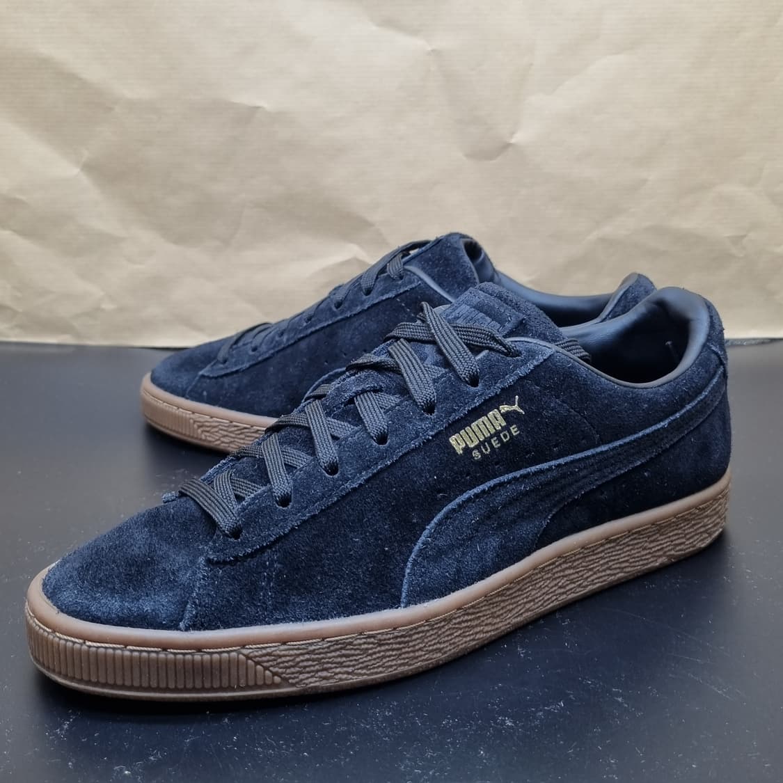 푸마 스웨이드 검솔 스니커즈 240 상품이미지1