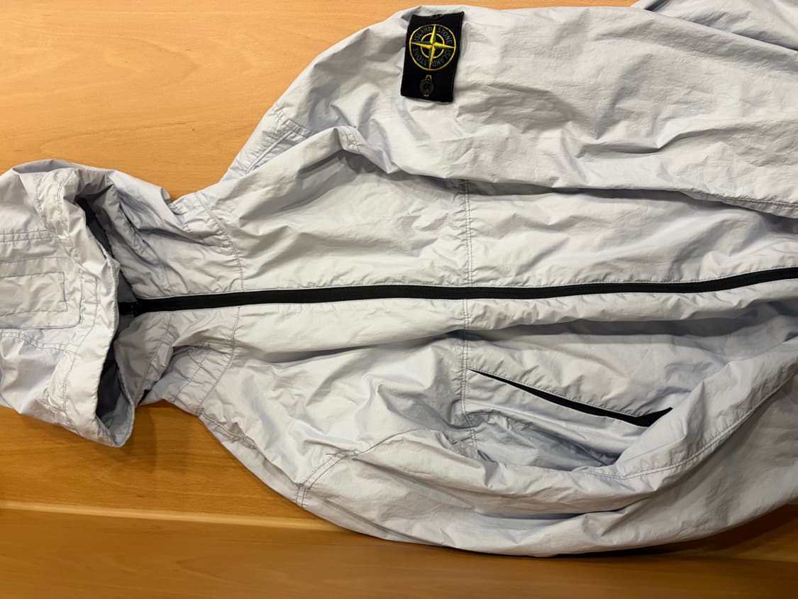 스톤 멤브라나 스카이블루 바람막이 상품이미지1