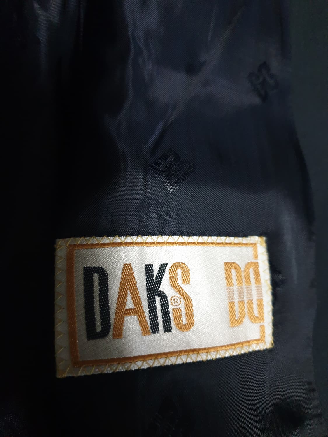 (빈티지) 닥스 브레스티드 금장 더블버튼 피크트라펠 블레이저 블랙 (M) 상품이미지5