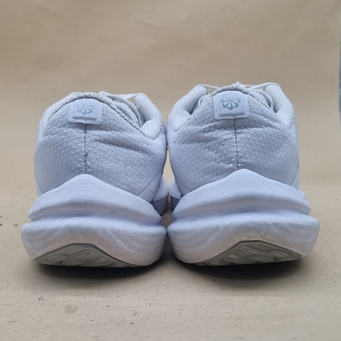 나이키 윈플로10 여성운동화230  상품이미지4