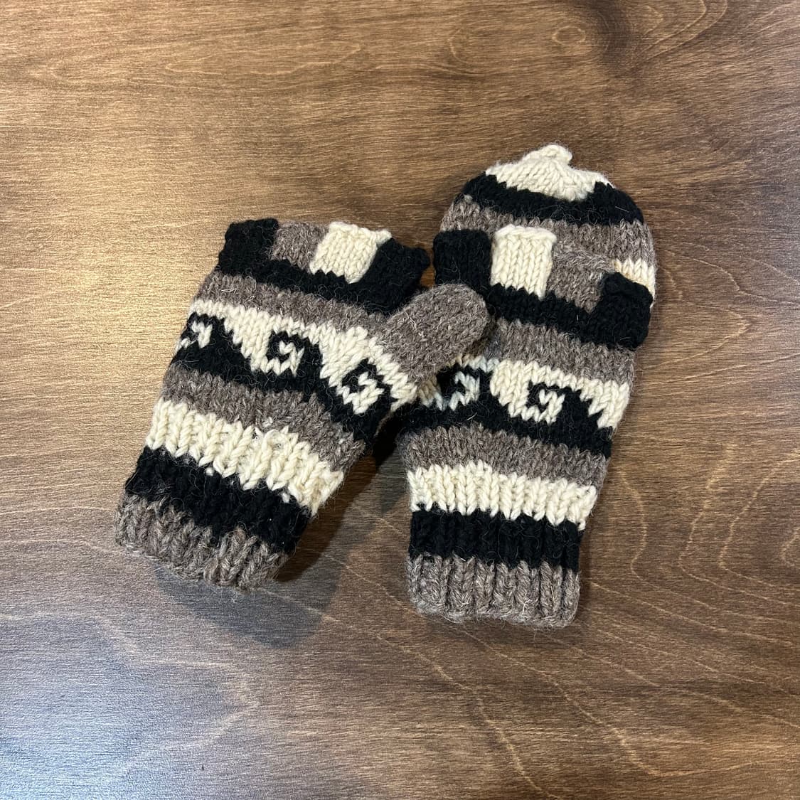 노르딕패턴 니트 핸드워머 상품이미지3