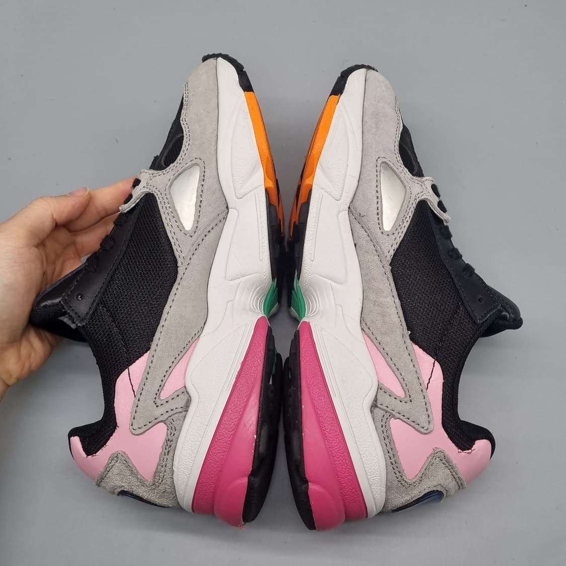 아디다스 팔콘 회핑 여성운동화230 상품이미지5