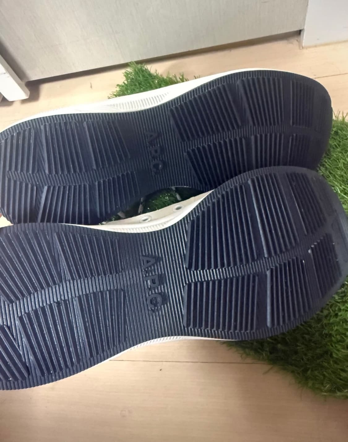 아페쎄 런어 라운드 스니커즈 280 상품이미지3