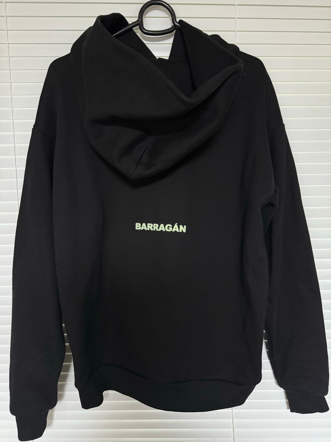 BARRAGÁN 블랙 피쉬 아이 후디 xs 상품이미지3