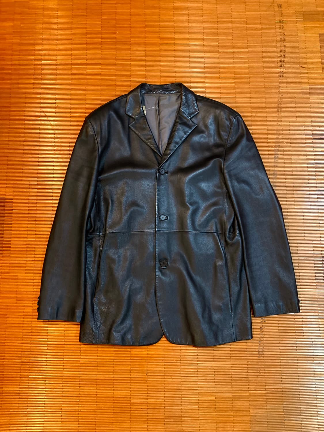 램스킨 쓰리버튼 숏카라 싱글 레더자켓 상품이미지1