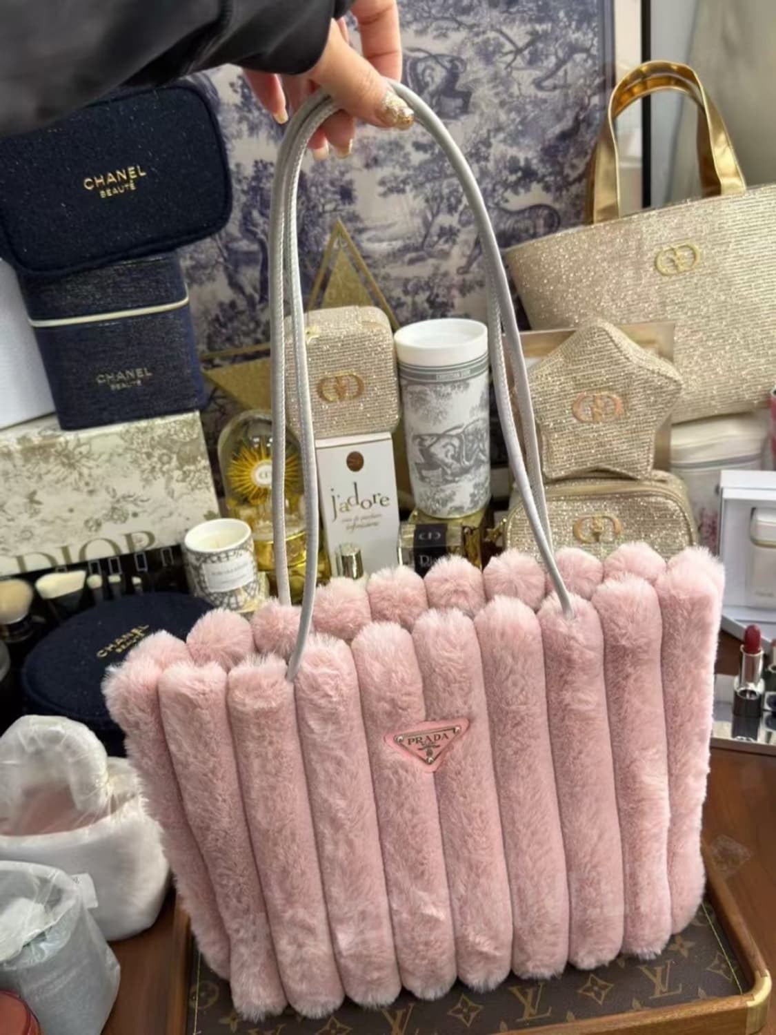 프라다뷰티 퍼 숄더백 핑크 VIP 기프트백 상품이미지10