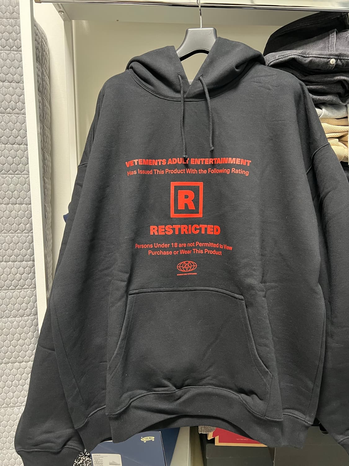 베트멍 Restricted 후드티 M 상품이미지1