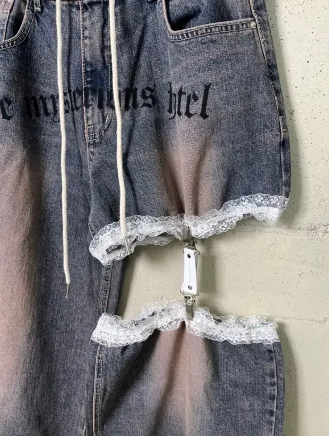 급처) 더미스테리어스호텔 가터 팬츠 상품이미지5